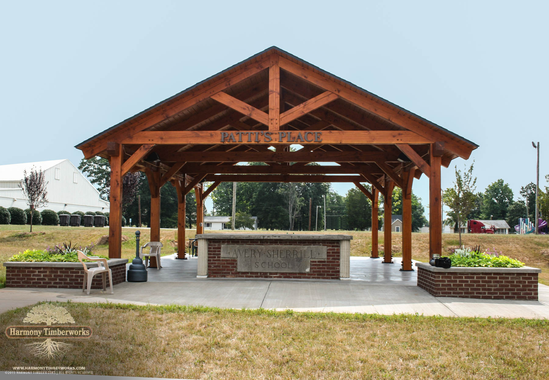 Front View, Open Frame Pavilion Queen Truss